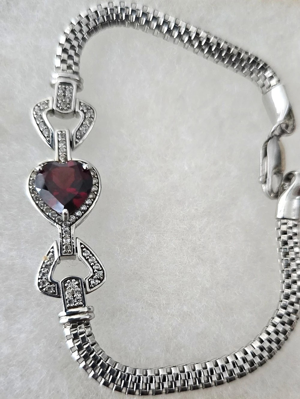 BBJ Sterling Silver Heart Red Garnet White Sapphire Chain Bracelet - 8"